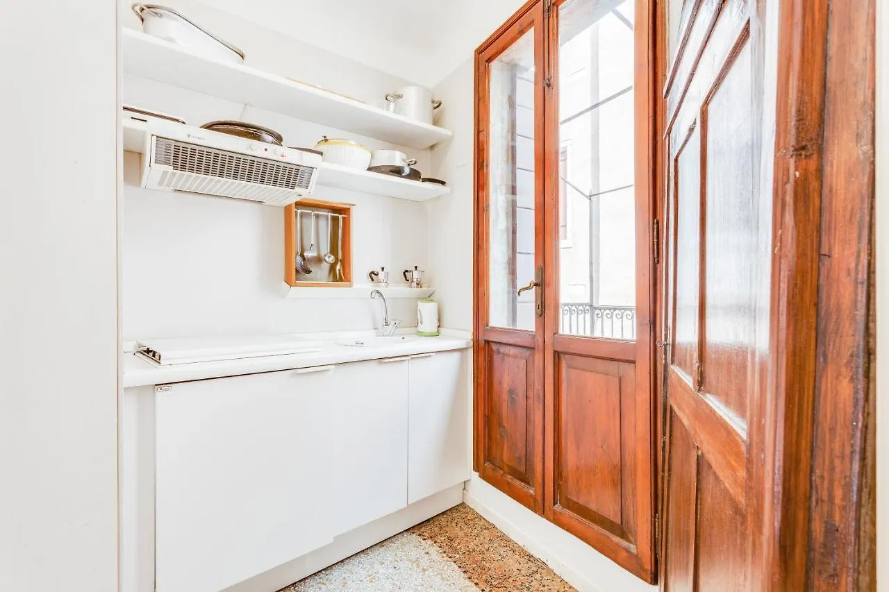 Апартаменты Ca Lu Vintage Flat Con Vista Su San Marco! Венеция 0*,